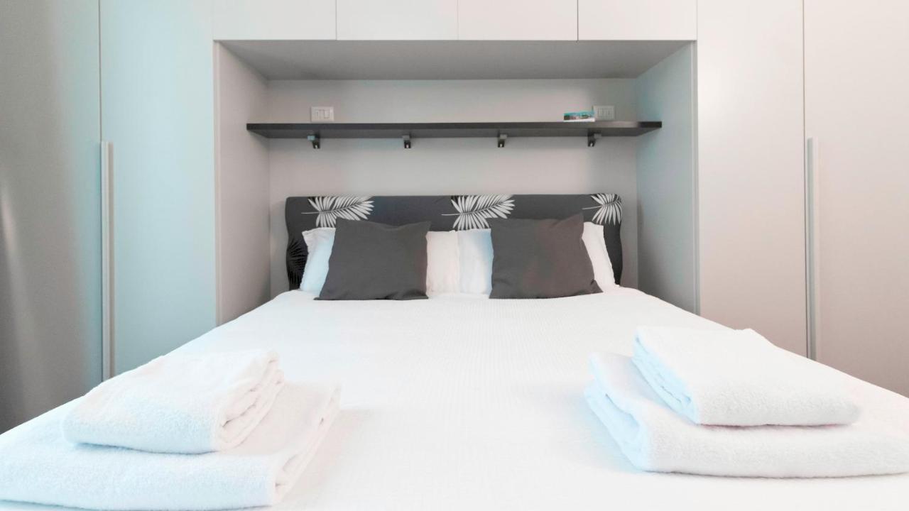 Italianway - Branda Castiglioni 2 * Mailand